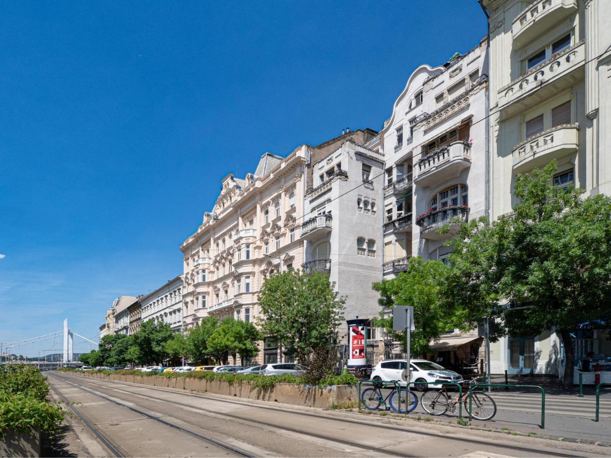 Central River Apartment Danube Budapest Exterior photo